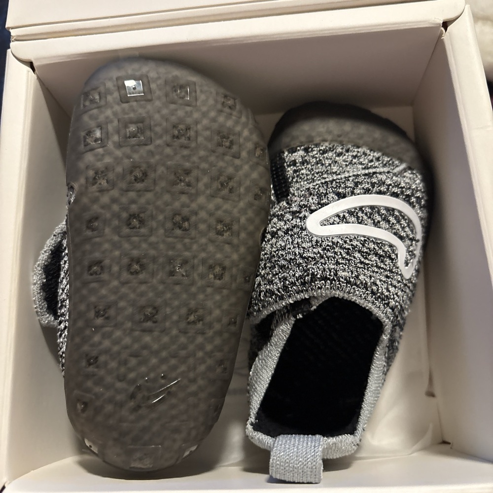 *******SOLD ****** - Picture 2 of 3